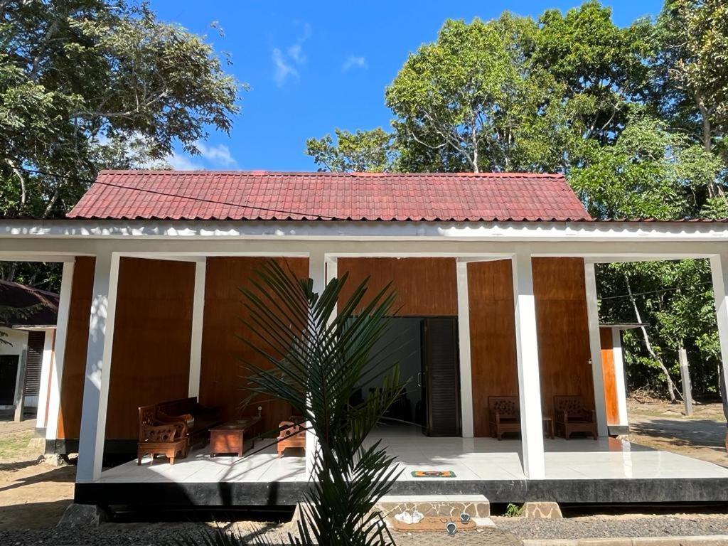 Capital O 92612 Penginapan D'Alas Purwo & Beachnearpadang Savana Sadengan Banyuwangi  Extérieur photo
