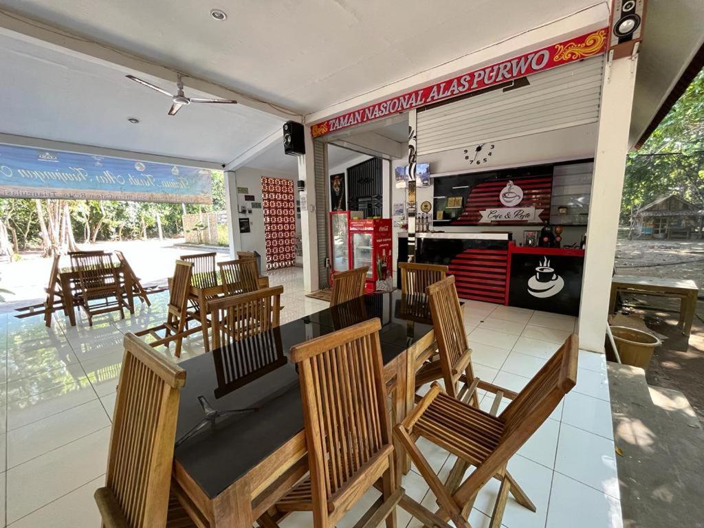 Capital O 92612 Penginapan D'Alas Purwo & Beachnearpadang Savana Sadengan Banyuwangi  Extérieur photo