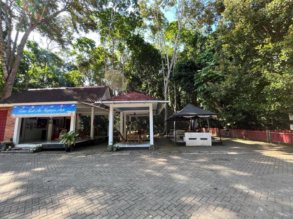Capital O 92612 Penginapan D'Alas Purwo & Beachnearpadang Savana Sadengan Banyuwangi  Extérieur photo